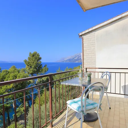 5 Apartment *