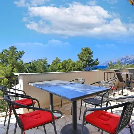 5 Apartment Brela